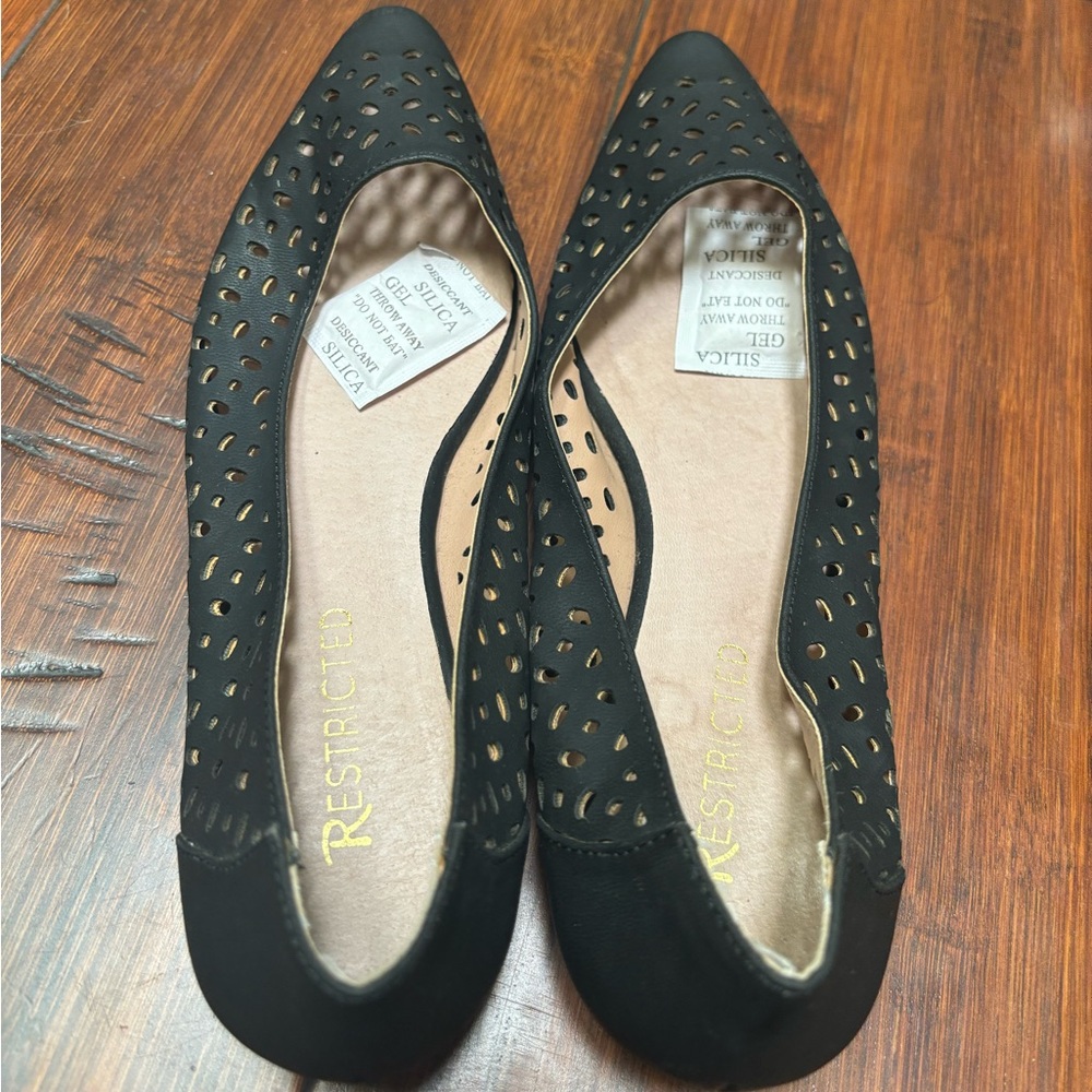 Black flats